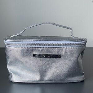 Monat Silver Makeup Bag Lightweight Travel Vacation